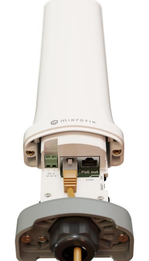 NET ROUTER CME GATEWAY/CME22-2N-BG77 MIKROTIK